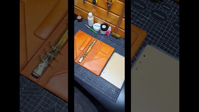 Изготовление кожаной обложки для блокнота А5 смотреть онлайн