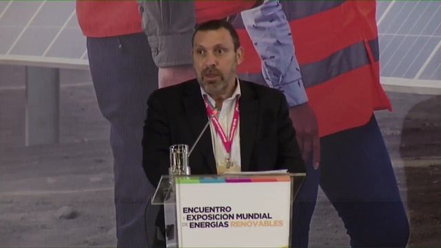 Presentación del “Futuro de los mercados de la energía solar fotovoltaica” - IRENA #SunWorld2019 смотреть онлайн