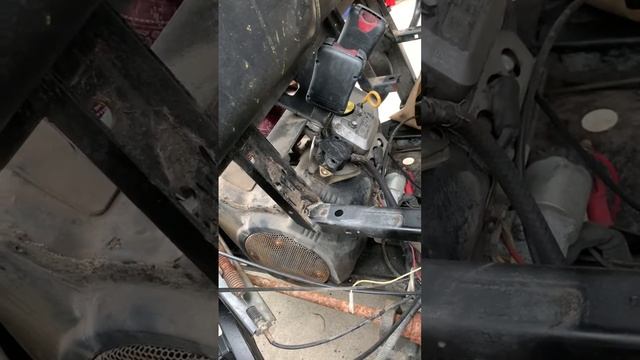 JohnDeere XUV 550 S4 Start of Engine Rebuild pt1 смотреть онлайн