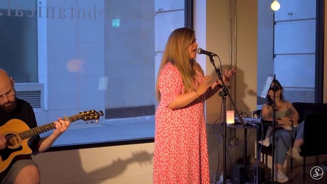 Rita Morar - If the Stars Align | Sofar London смотреть онлайн