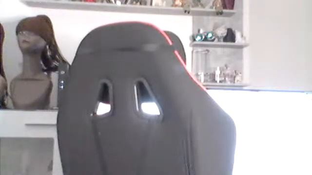 MESSAGE TO MONICA KATE ;IVIE RUBBER ;EWI BOY AKA OLE 100 EURO смотреть онлайн