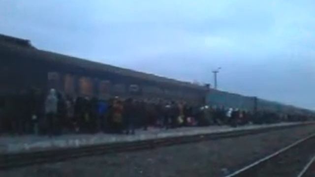 2ТЭ116 и ТЭП70 с поездом 532 Лисичанск-Киев смотреть онлайн