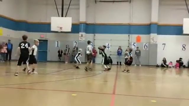 Alexander hitting a 3 at the buzzer to win the game! 2nd Grade Basketball смотреть онлайн