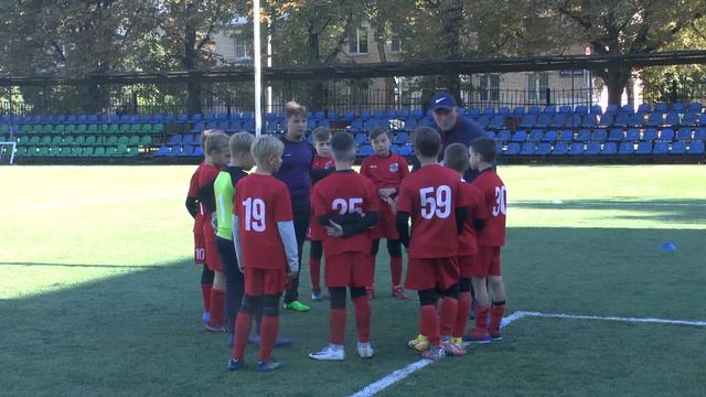 МОЛНИЯ - К.С. БОГОРОДСКОЕ 6 : 1, 1-й состав 03.09.2022 смотреть онлайн
