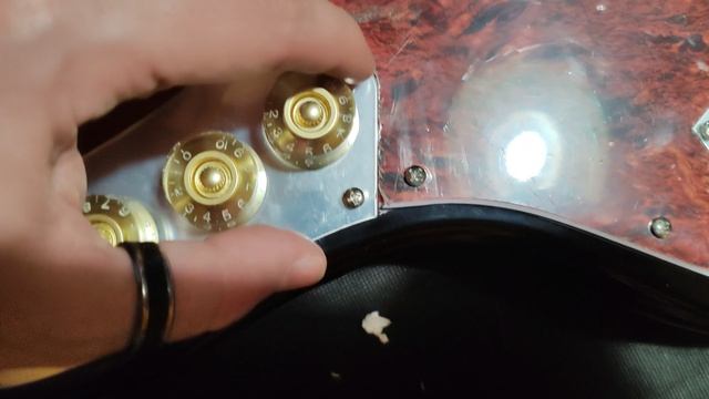 Обзор сборки китайской реплики Fender Jaguar Курта Кобейна... В некотором приближении))) смотреть онлайн