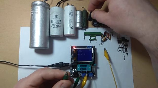 Тестер GM328А.Полярні,неполярні конденсатори. смотреть онлайн
