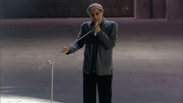 Adriano Celentano - Svalutation (LIVE 2012) смотреть онлайн