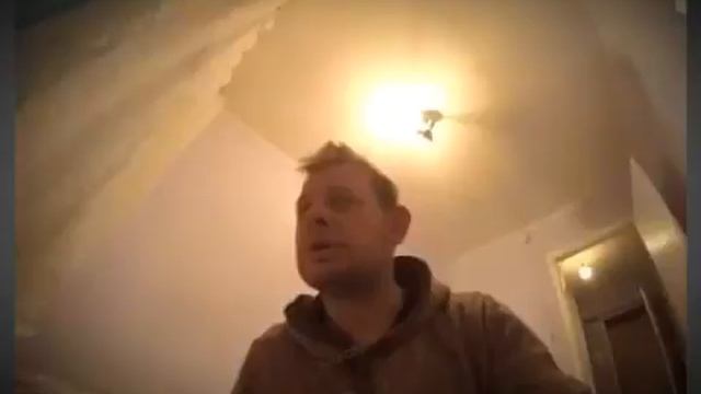 Уставший от праздников смотреть онлайн