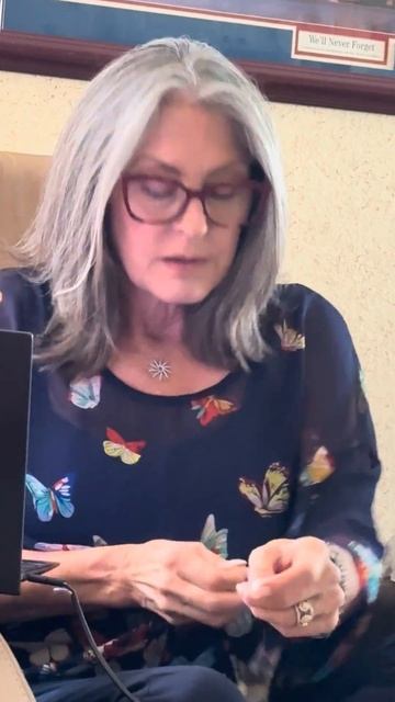 On this Episode of Hey Wizard - Backrush Ct Bonita Springs, Florida - Pelican Landing смотреть онлайн