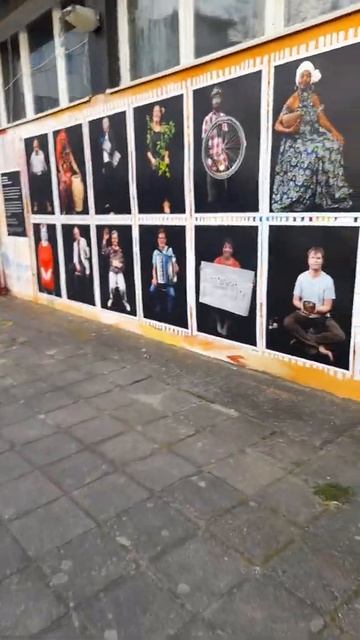 25.03.2022 р. нашли центр гуманитарной помощи для украинцев во Франкфурте, но он оказался закрыт смотреть онлайн