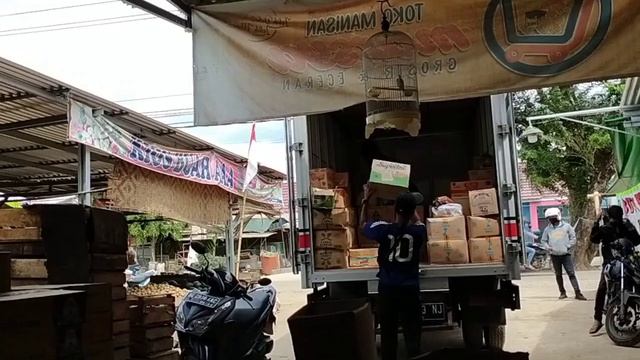 datang barang dari Indomarco di toko sembako смотреть онлайн