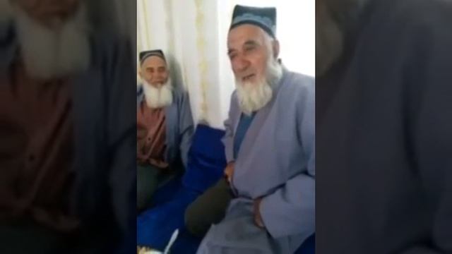 Муйсафед бехтарин шеру рубоёт смотреть онлайн