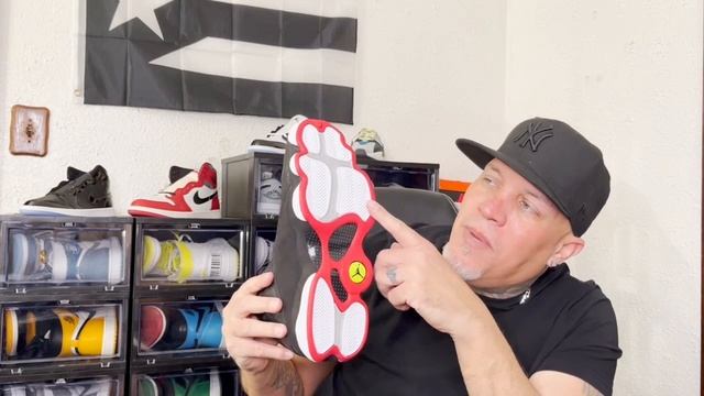 ¿Qué TAN BUENA SON LAS JORDAN 13 "PLAYOFFS" | REVIEW + ON FEET? смотреть онлайн