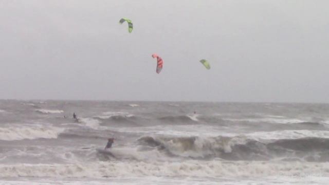 Folly Beach Kitesurfing - Hurricane Michael - GoPro - Soloshot смотреть онлайн
