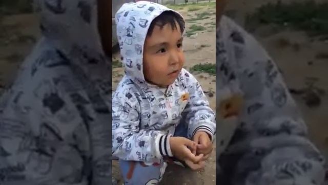 Прикол. Маленький пацан. Маты гнет. смотреть онлайн