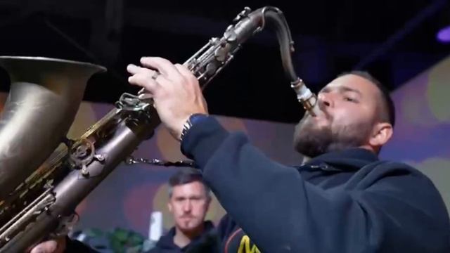 Trif Drum Show и Art Music Brass Band смотреть онлайн