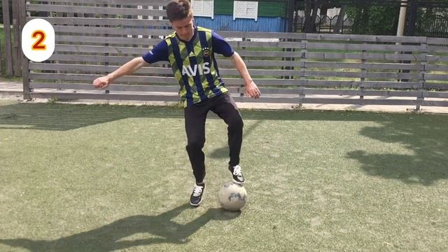 ЛЕГКИЕ ФИНТЫ ДЛЯ НАЧИНАЮЩИХ ФУТБОЛИСТОВ! ТЫ ДОЛЖЕН УМЕТЬ смотреть онлайн