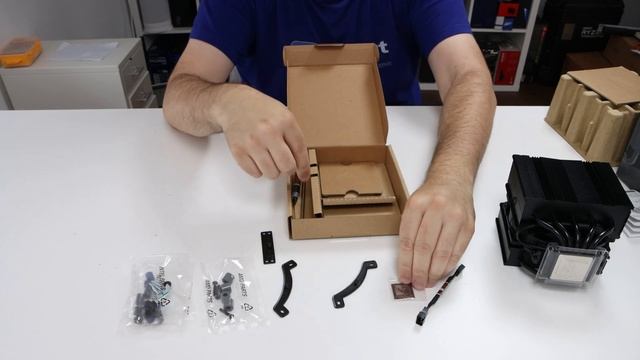 Noctua NH-D12L chromax.black unboxing & installation смотреть онлайн