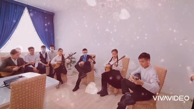 "Жас толқын" күйшілер ансамблінің орындауындағы күй шашу. Арал қаласы 220 орта мектебі смотреть онлайн