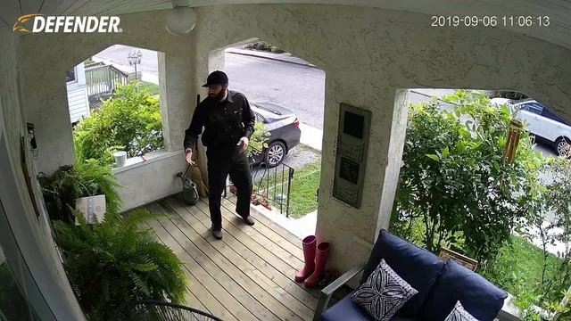 Delivery Tossed | Defender Guard смотреть онлайн