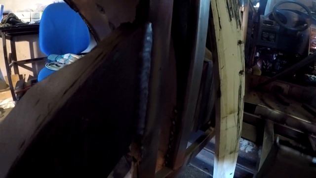 Perkele tippuu akselit, saatana! Kyrpää kasvaa! смотреть онлайн