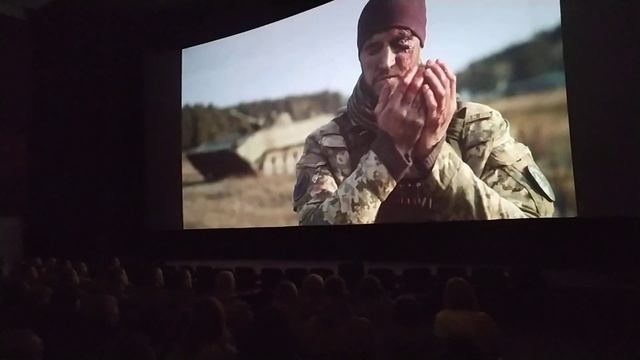 Прем'єра фільму "Соловей співає" у Хмельницькому смотреть онлайн