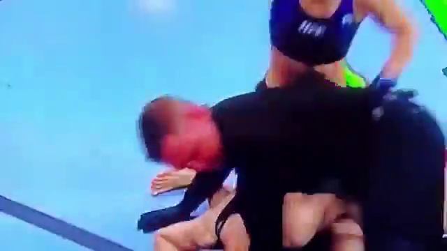 thug rose KOs Zhang weili смотреть онлайн