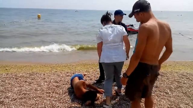 Рятувальники разом з медиками провели рейд на пляжі в с. Грибівка 27 07 16 смотреть онлайн