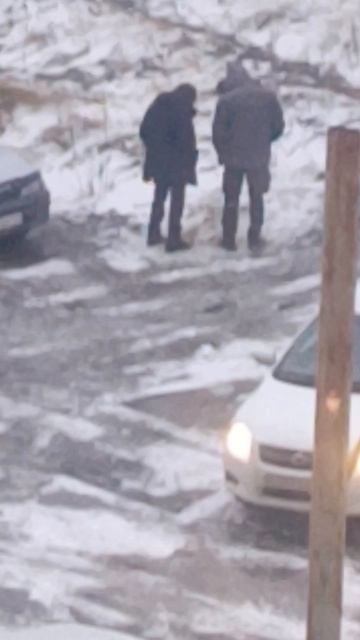 ОПЯТЬ ИЩУТ ЗАКЛАДКИ 😡