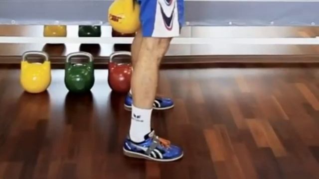 Критика чемпиона - гиревика смотреть онлайн