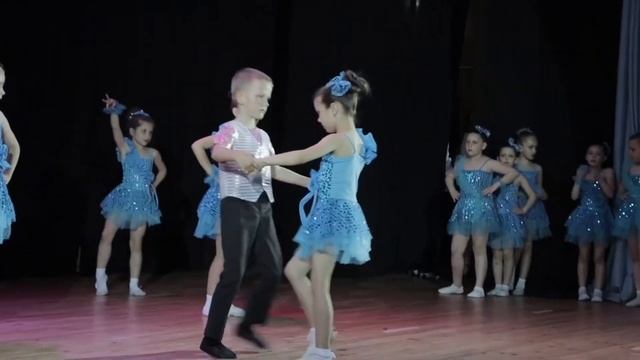 Dance performance Summer 2023 - Mambo Italiano - Kids 7-8 years - Latinium Dance смотреть онлайн