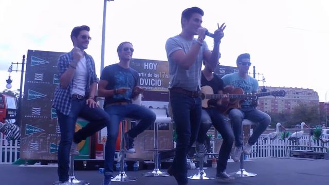 Dvicio - Paraíso en la firma de discos de Valencia смотреть онлайн