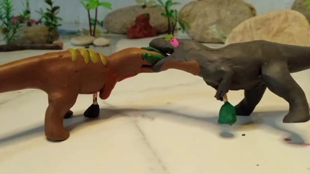 Giganotosaurus Vs Carcharodontosaurus/ Claymotion Dinosaurs Fight