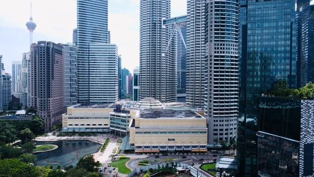 [4K60FPS] KLCC Lot L & M Podium ‼️ Fairmont Hotels ‼️ OXLEY SOSOFITEL Compilation 2023 (Malaysia) смотреть онлайн