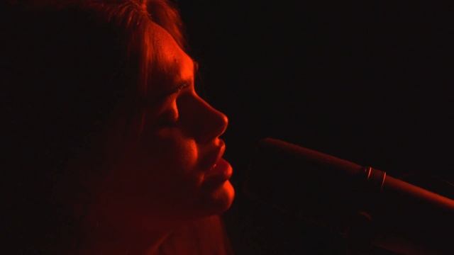 TS Graye - Late Night Feelings (live session) смотреть онлайн