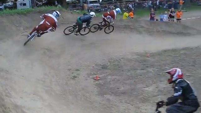 2009 Condo Classic BMX 40-plus Moto 1 смотреть онлайн
