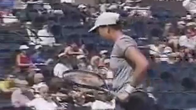 1999 Monica Seles def. Silvia Farina смотреть онлайн