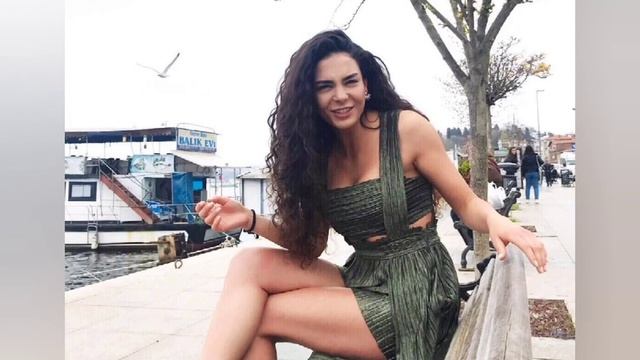 ebru şahin🇹🇷👩#ebruşahin#🇹🇷👩 смотреть онлайн