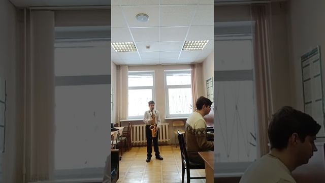 Хатмуллин Дамир_У.Гросс «Остров Капри» смотреть онлайн