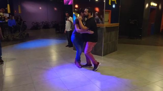 Marcos & Cyntia Noches de Salsa (bahata) смотреть онлайн