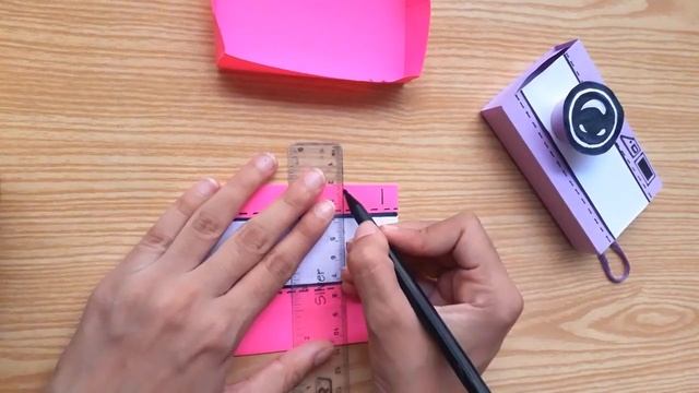 DIY paper camera /How to make a paper camera |Easy DIY/Mini paper camera/School hacks/ Origami Craf смотреть онлайн