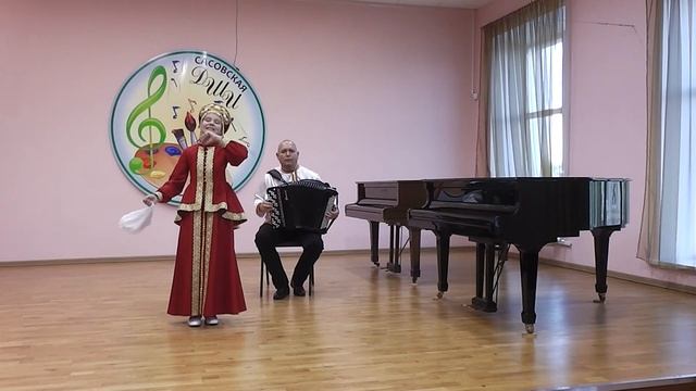 Игровая "Шла кукушка", р.н.п. "Кузя едет на коне", исполняет Дарья Кирина. смотреть онлайн
