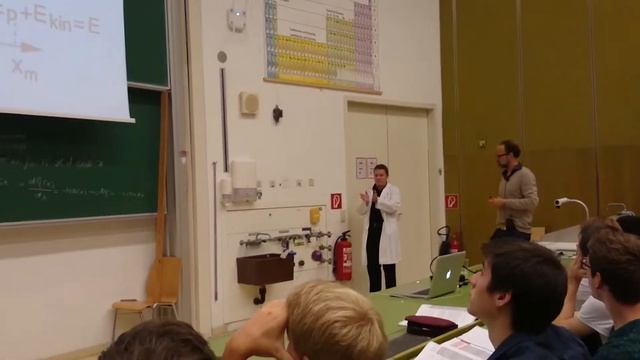 2014-10-21_Experiment_01_Ekin-vs-Epot смотреть онлайн