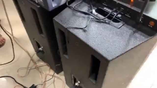 ឈុតខារ៉ាអូខេJBL VIPតំលៃលក់750$🎊បាស់ ម៉ាកJBL 615 ទំហបាស់4តឹកមួយគូរមិចសឺម៉ាក់ IN MC 8D смотреть онлайн