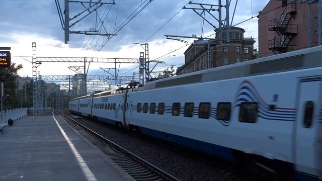 обновленный поезд Аллегро смотреть онлайн