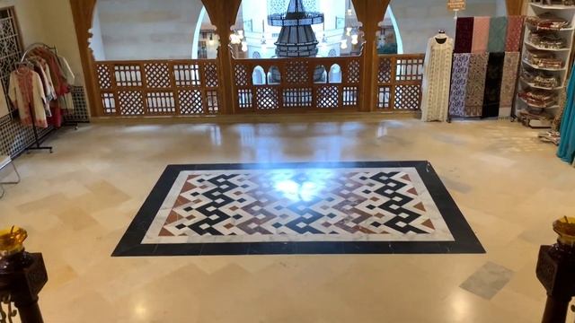 Khan Murjan: The Underground Mall in Dubai смотреть онлайн