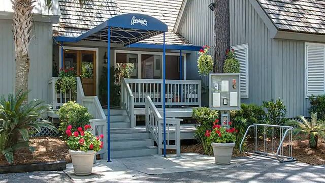 12 Valencia Rd APT 35 Hilton Head Island, SC 29928 смотреть онлайн