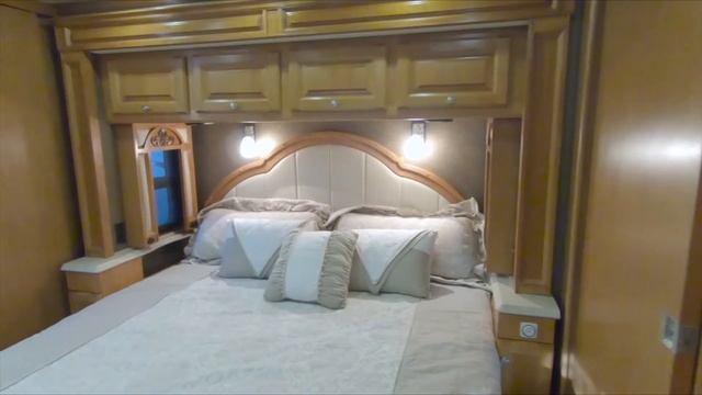 2013 Tiffin Motorhomes Phaeton 40 QBH - Class A RV смотреть онлайн
