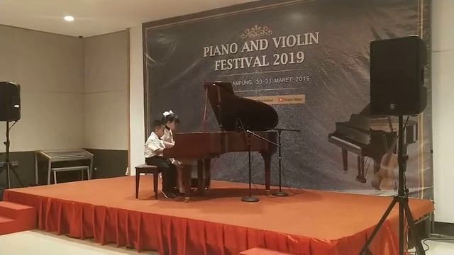 DUET CALLISTA DAN AXELL @ ECAYO PIANO AND VIOLIN FESTIVAL..LAMPUNG 2019 смотреть онлайн