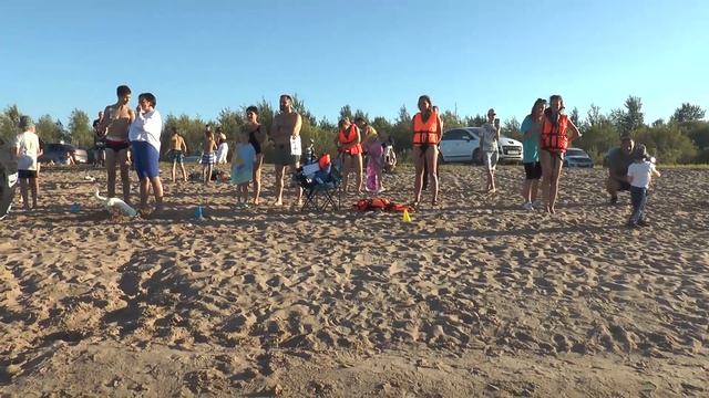 Первые семейные старты на сап бордах в Березниках смотреть онлайн